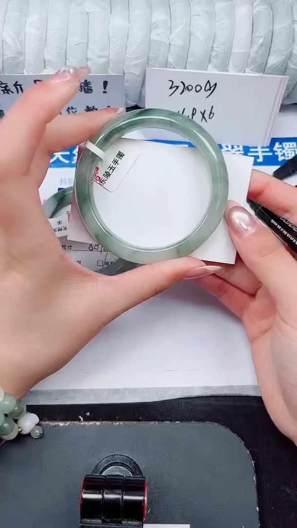 未镶嵌手镯石英质玉170-57/58