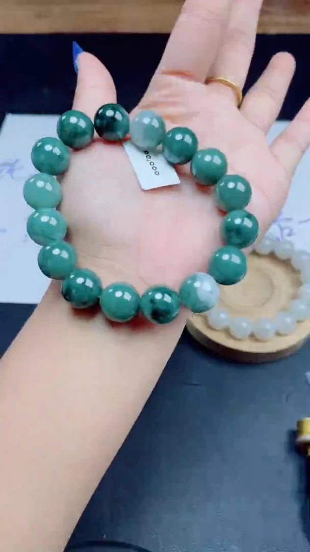未镶嵌定制翡翠珠串