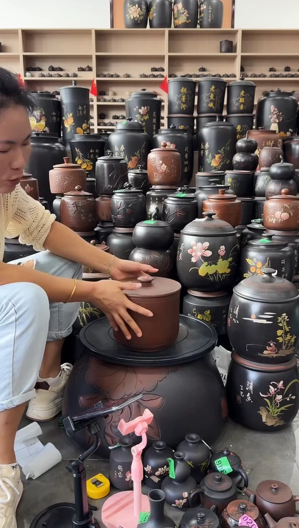 罐瑕疵茶叶罐  小五饼古铜色 833