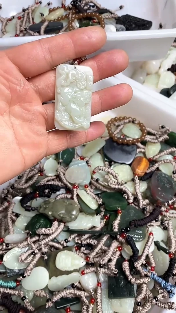 吊坠(不含链)未镶嵌和田玉1