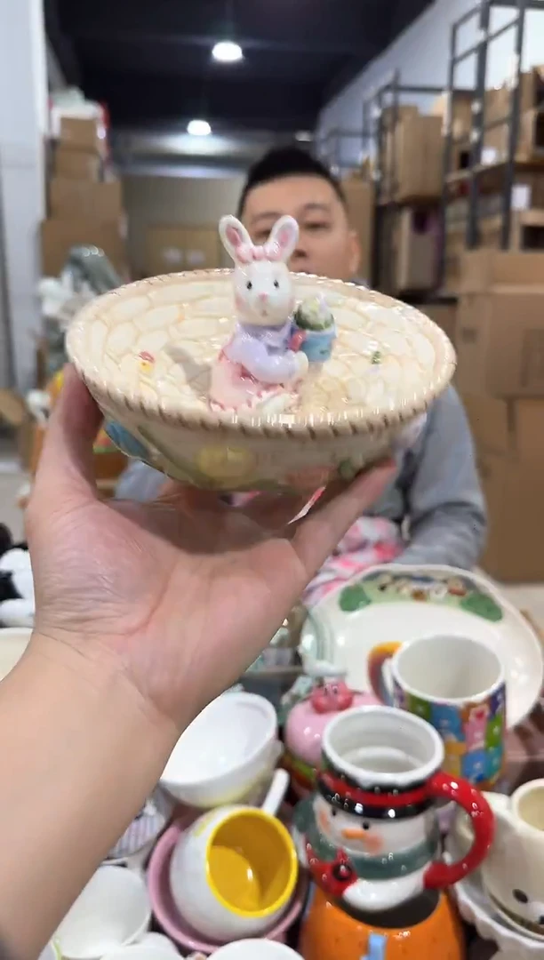 瓷片粉色原盒兔子碗