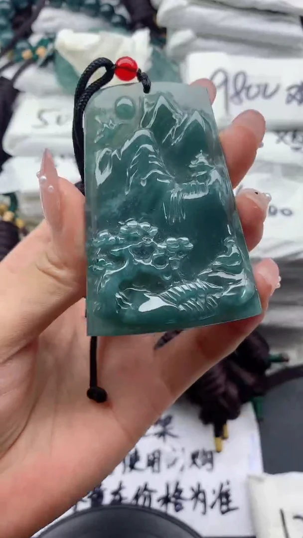 翡翠未镶嵌颈饰555555555555