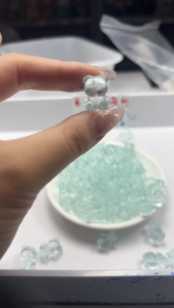 未镶嵌颈饰水晶w2934海蓝宝小熊16*11mm*1个