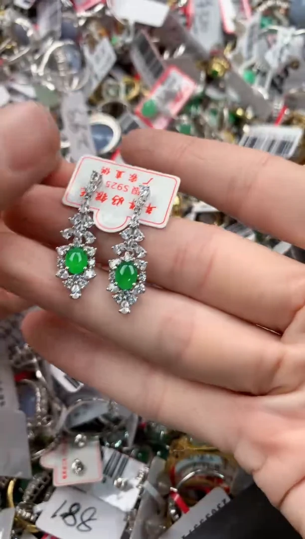 银S925镶嵌戒指翡翠888    3