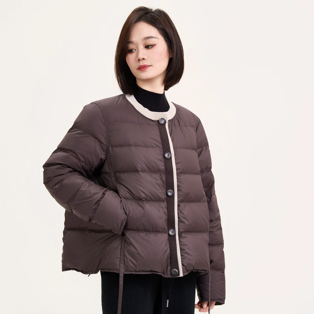 JIUSHIJIE百搭撞色针织拼接羽绒服双口袋磁吸扣休闲外套