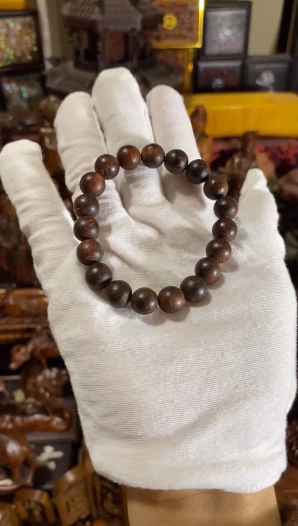 木中之王糖结红奇单圈手串