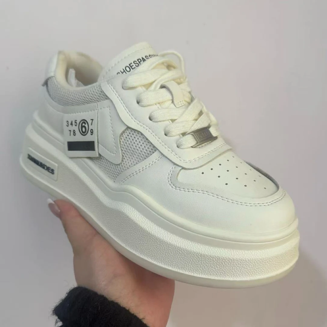 小个子厚底真皮板鞋女2024春季新款6cm休闲百搭松糕底小白鞋