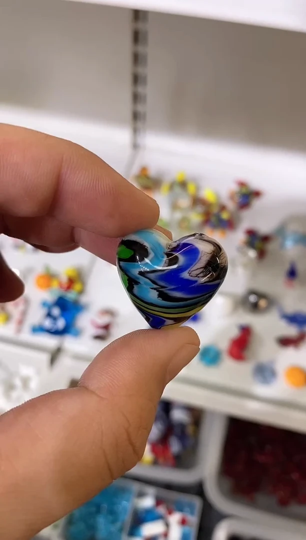 琉璃手工艺品特价爱心