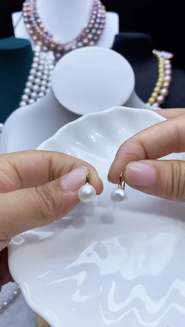 未镶嵌淡水珍珠耳饰珍珠耳饰