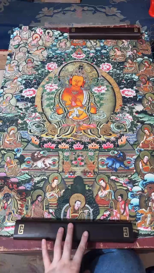 卷轴画龙妹的唐卡tk16