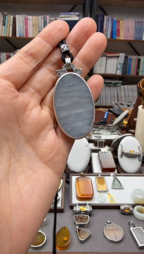 颈饰未镶嵌翡翠无事牌吊坠