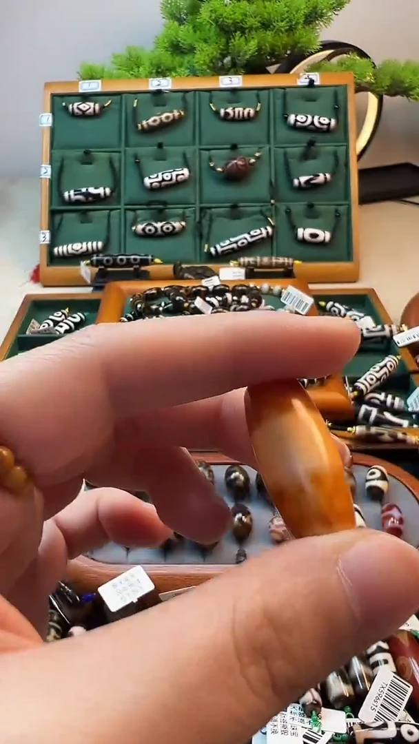 玛瑙/玉髓（覆膜）颈饰未镶嵌82（微瑕随机发货）