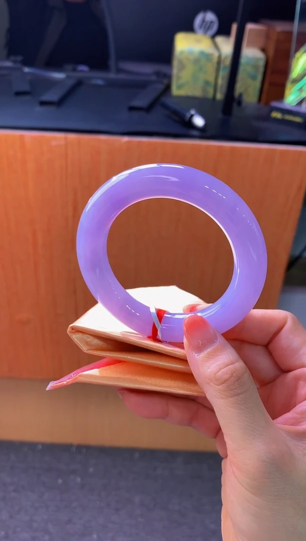 未镶嵌手镯翡翠- C54圈口 55全款32万 定金2万