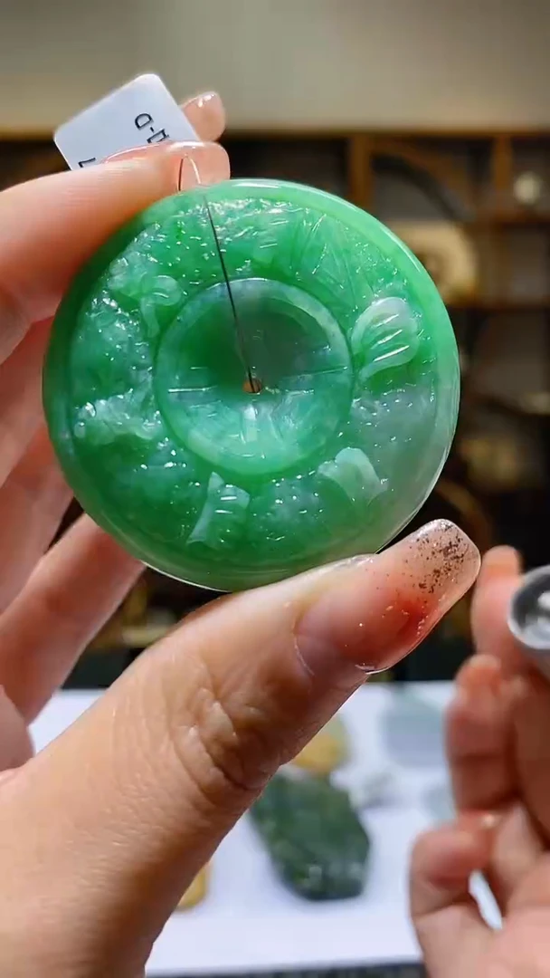 【闪购商品】定制翡翠未镶嵌36/0118/W发起一件/如意扣