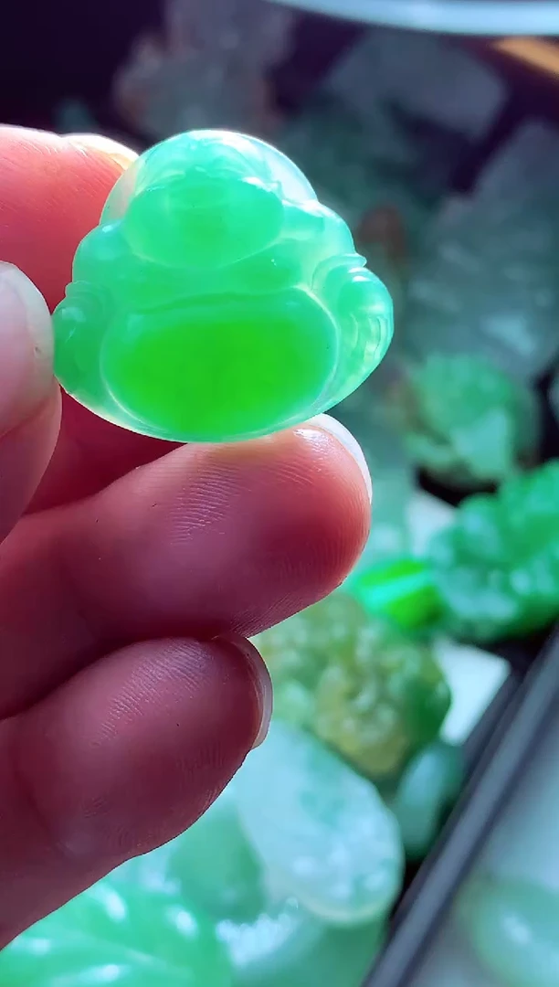 未镶嵌定制翡翠银**?翡翠毛货定制