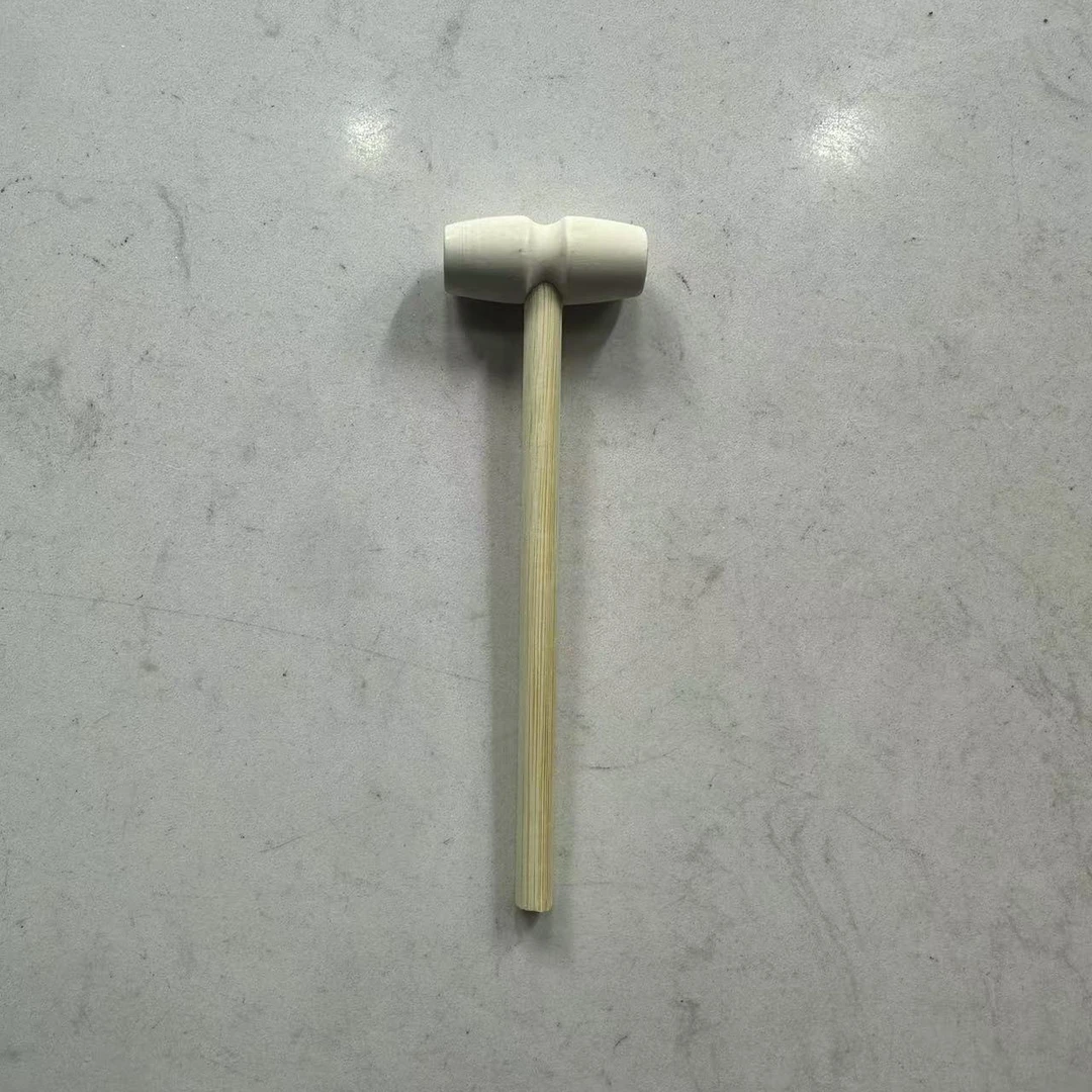 S32 小锤子手把件