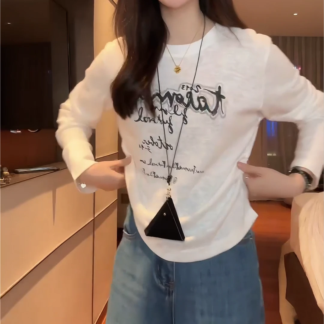 【休闲派】秋季新款气质减龄小众圆领印花百搭长袖T恤LK2505743