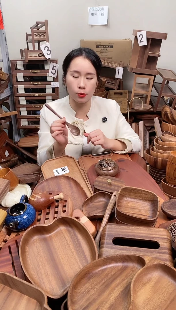 木 北美黑胡桃木勺子19*3.5cm  到手2把