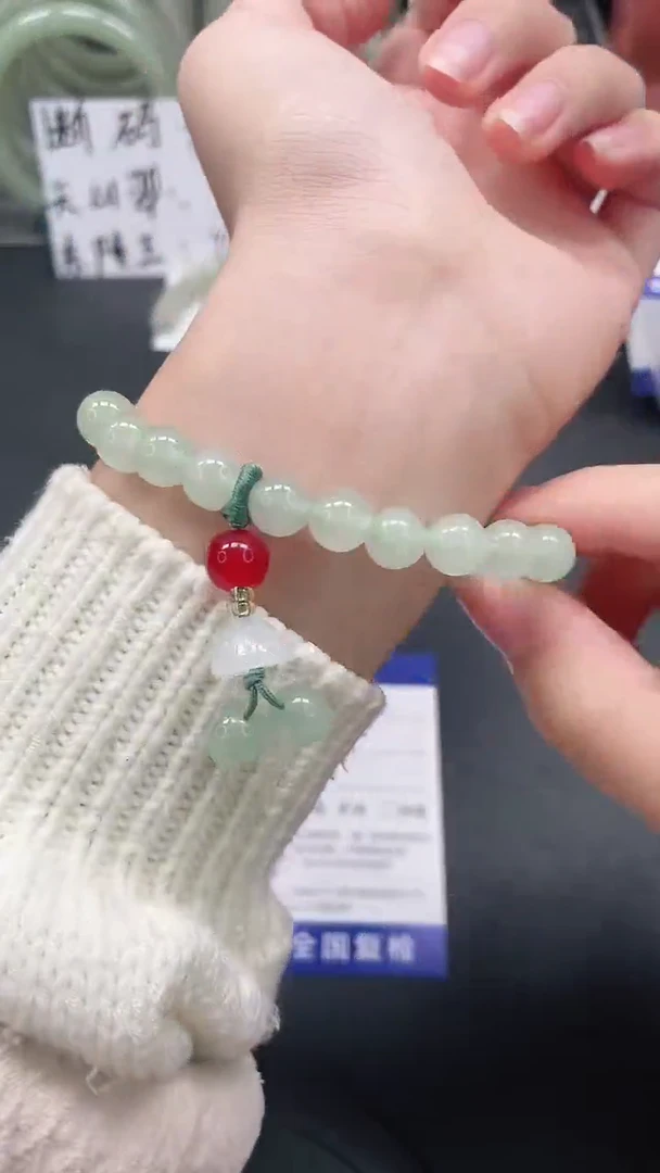 未镶嵌手镯石英质玉70-9.9