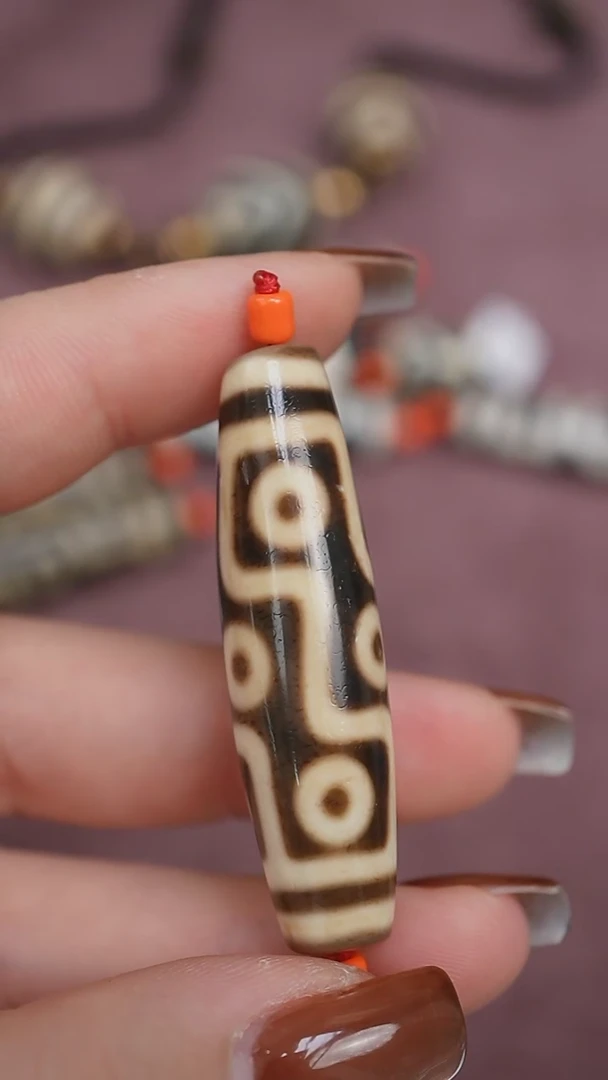 【闪购商品】玛瑙/玉髓颈饰未镶嵌蚀花玛瑙珠定制编绳