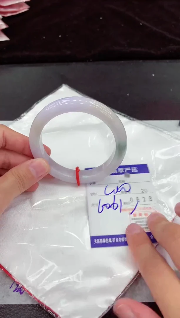 翡翠手镯未镶嵌11111111111111