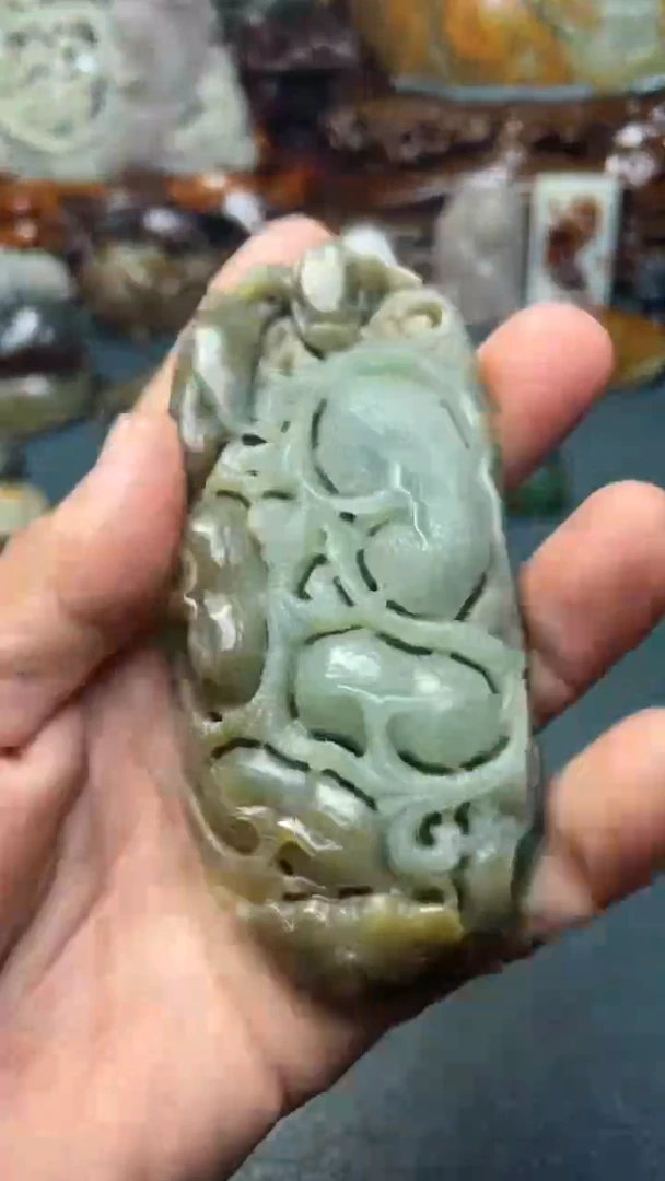 未镶嵌和田玉把件-