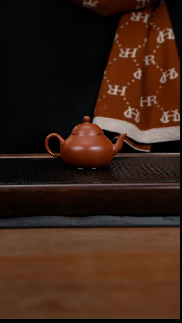 茶壶紫砂105cc黄龙山原矿朱泥梨形2