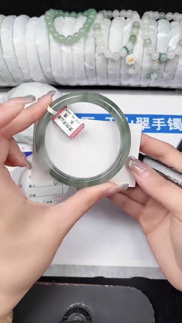 未镶嵌手镯石英质玉355-59/60