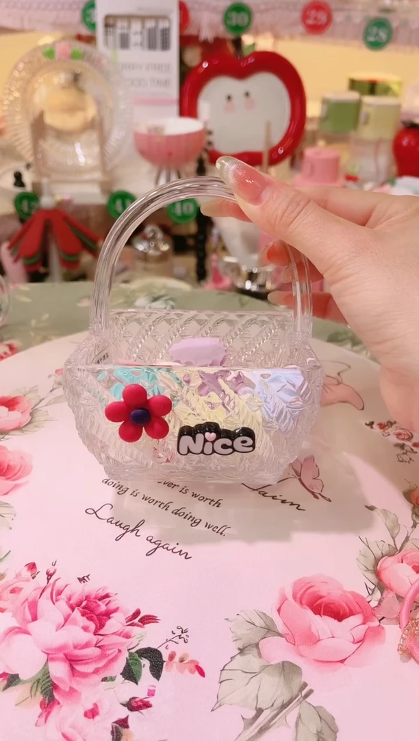 【闪购商品】摆件方形浮雕小提篮品质好，发货快，放心拍