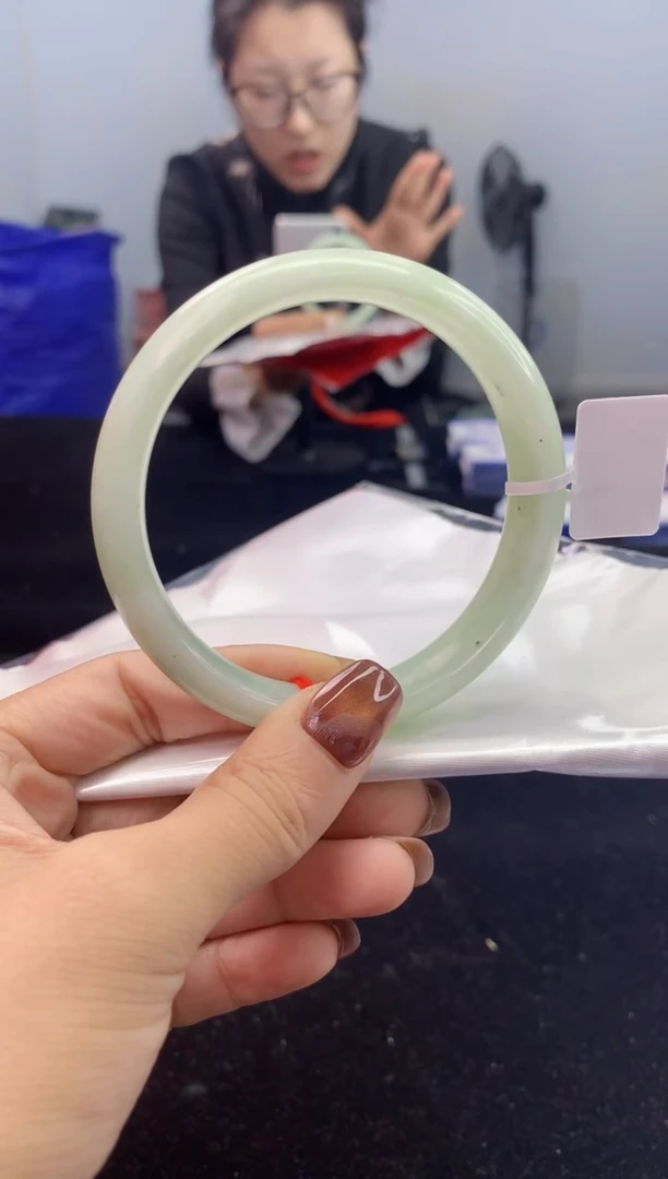 未镶嵌手镯翡翠AAAAAAAAAAAA