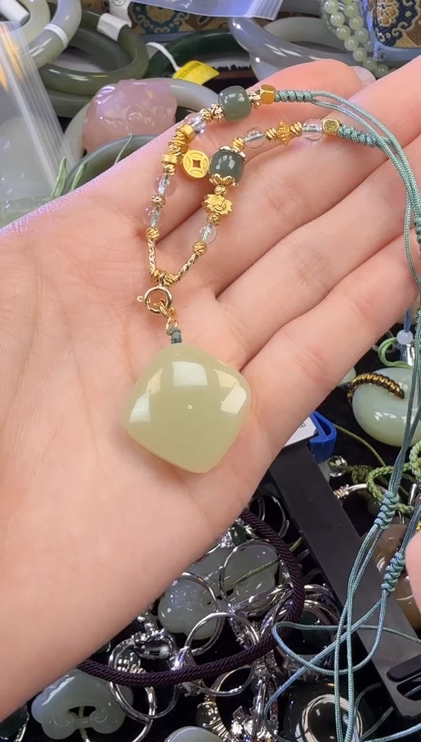 冰晴水方糖 带链子一套