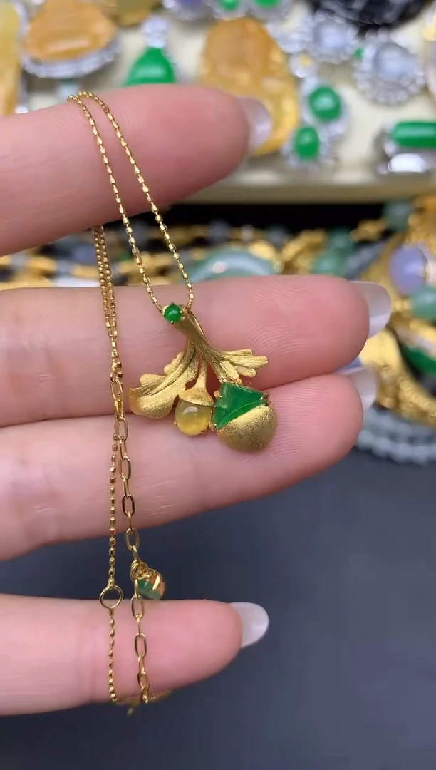 翡翠18K金镶嵌颈饰415-雪姐翡翠天天见