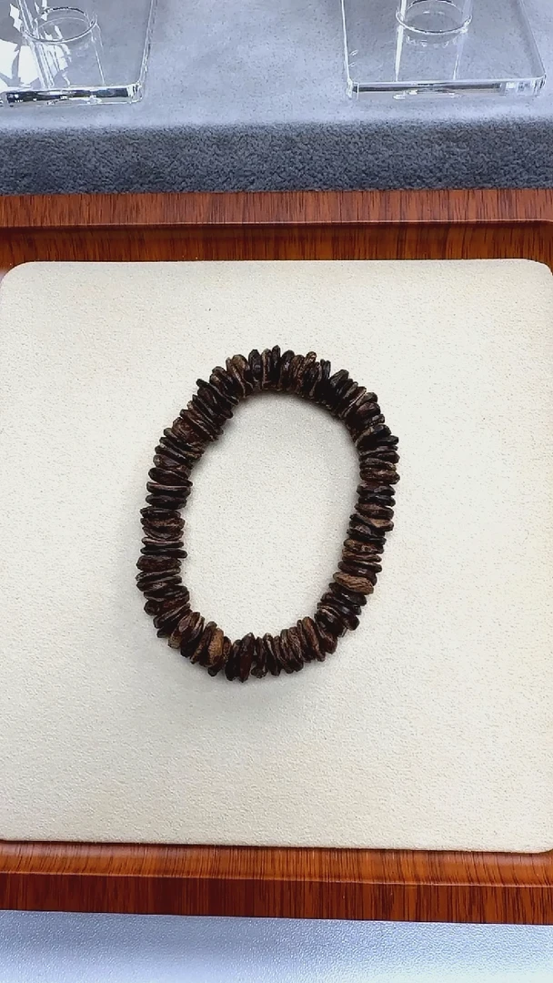 沉香沉香碎屑越南惠安沉水随型单圈13.4克