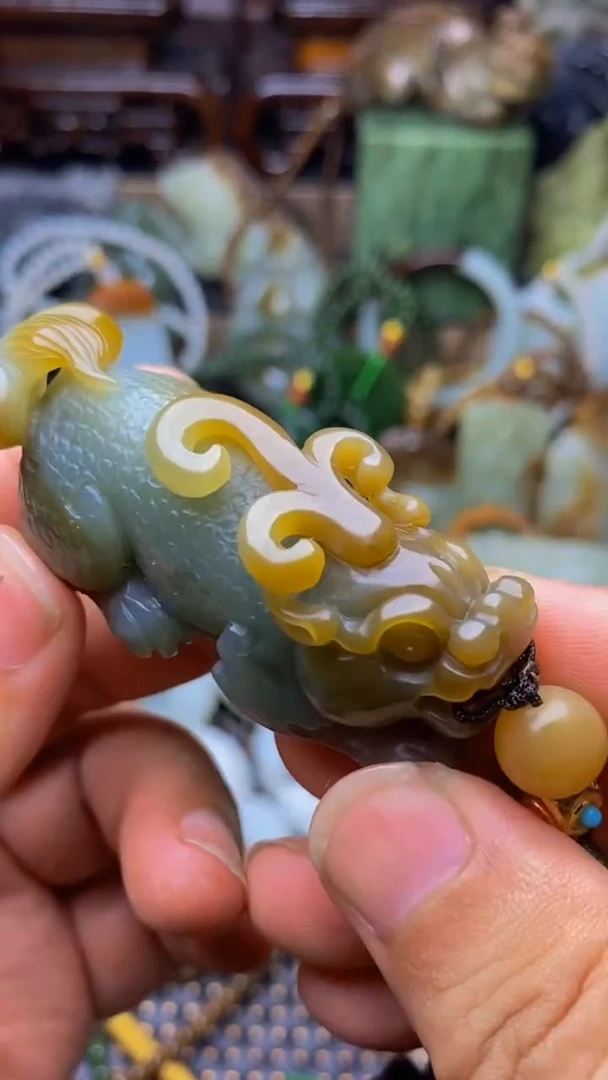 未镶嵌和田玉挂件1