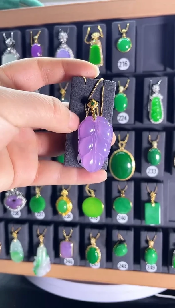 【闪购商品】翡翠耳饰银S925镶嵌217....