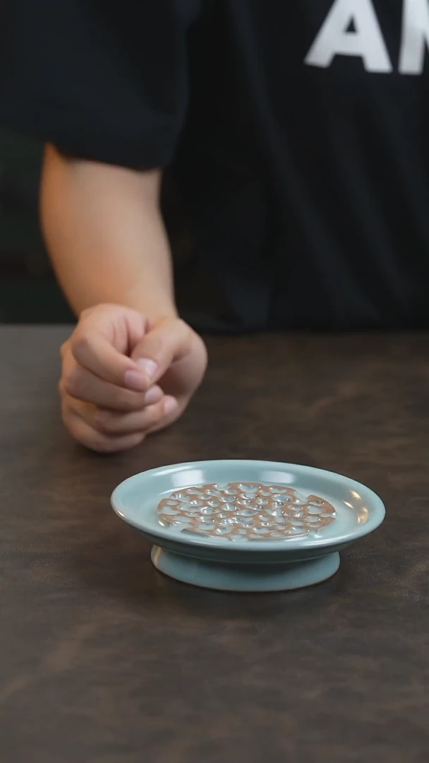 太湖石系列石与玉壶承（刘光甫）