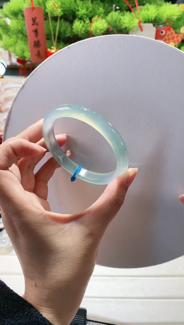 【闪购商品】玛瑙/玉髓手镯未镶嵌63-61