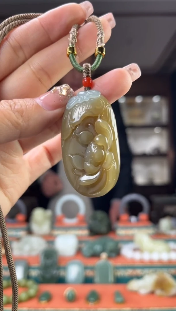 【闪购商品】和田玉颈饰未镶嵌佩佩