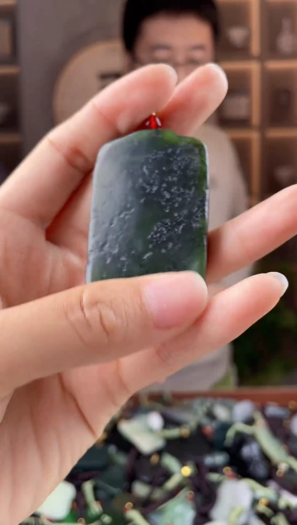 未镶嵌和田玉挂件拍一发一，多样性发货