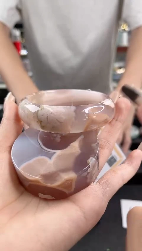 未镶嵌手镯石英质玉63圈口（赠品镯心）1009234