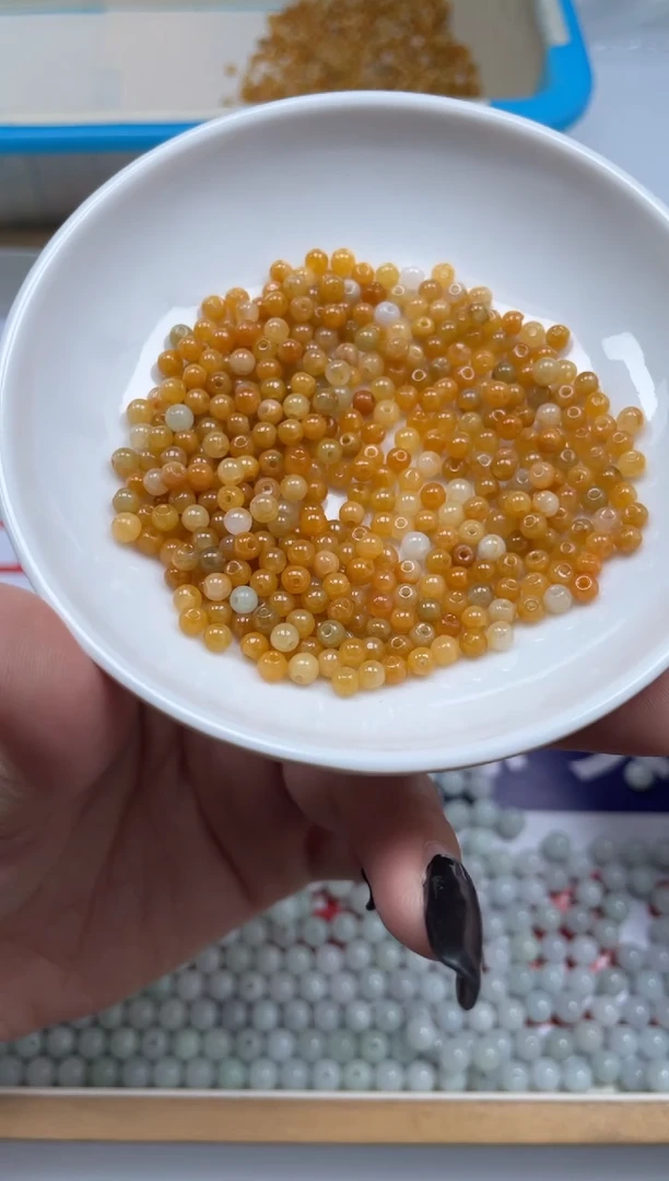 翡翠散珠未镶嵌翡翠散珠卡3mm+50颗