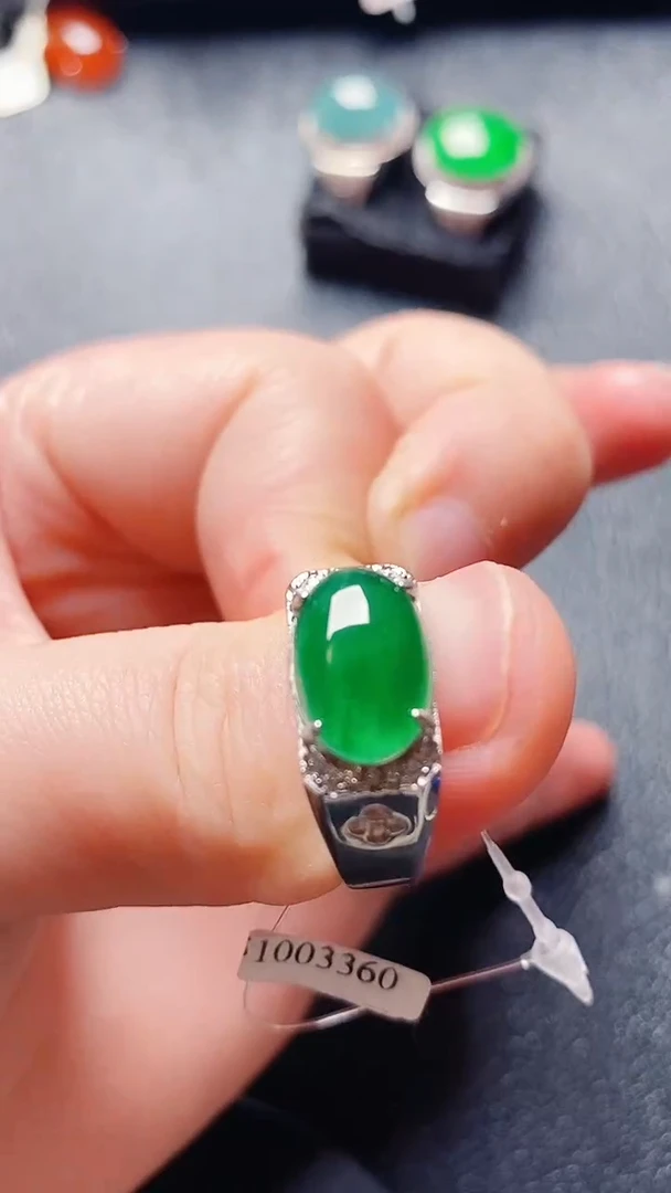 银S925镶嵌戒指翡翠111