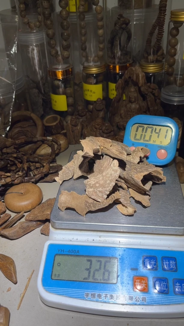 沉香沉香碎屑荣***师海南鸡母虫漏32（克）