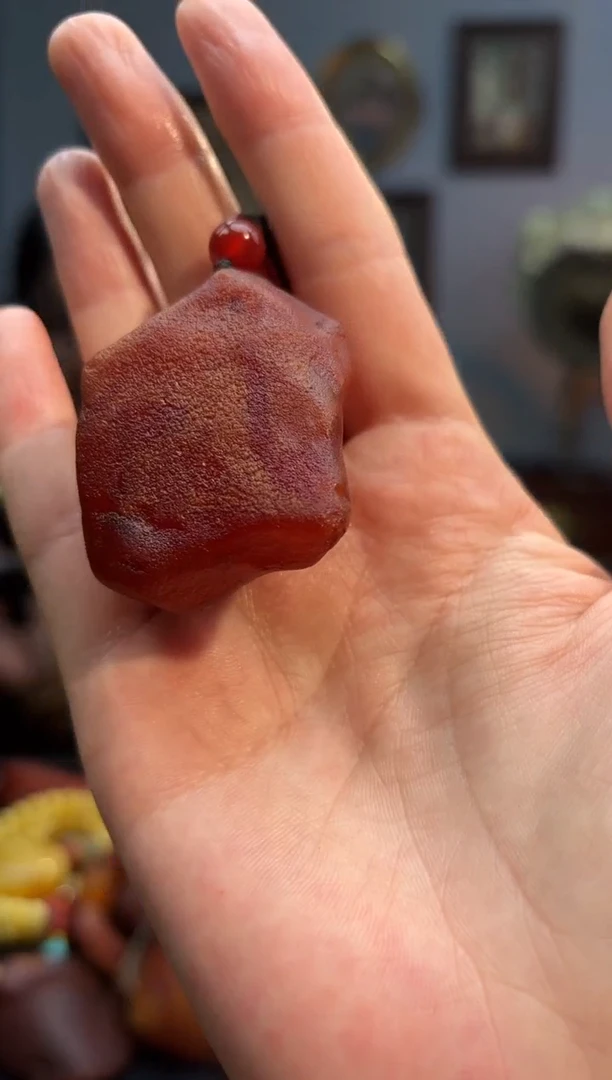 琥珀颈饰未镶嵌吊坠