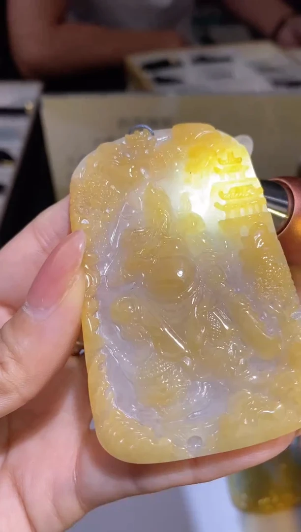 颈饰未镶嵌翡翠37648
