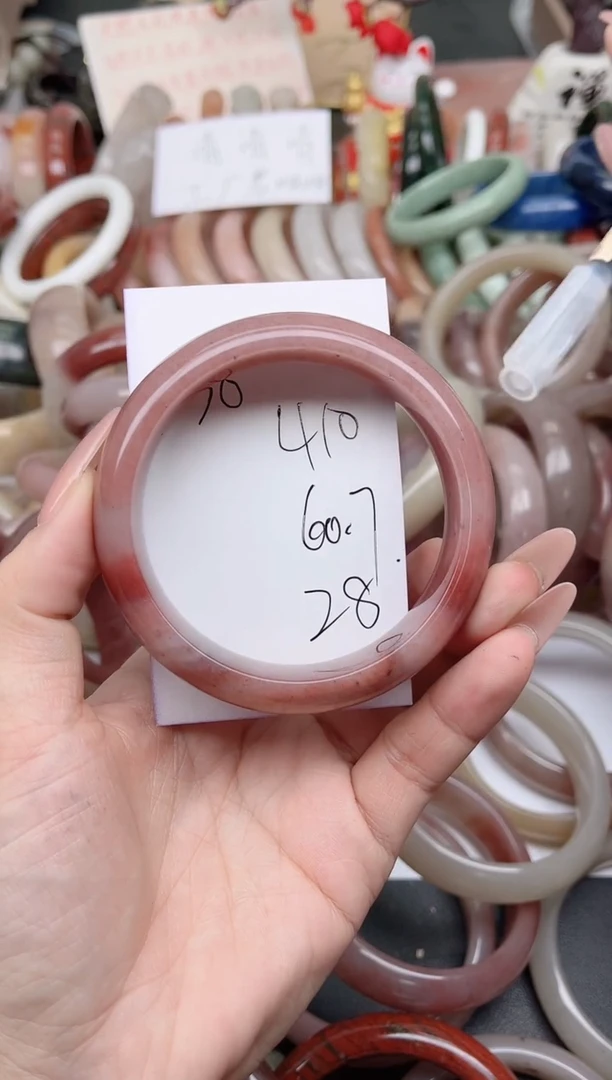 未镶嵌手镯石英质玉410