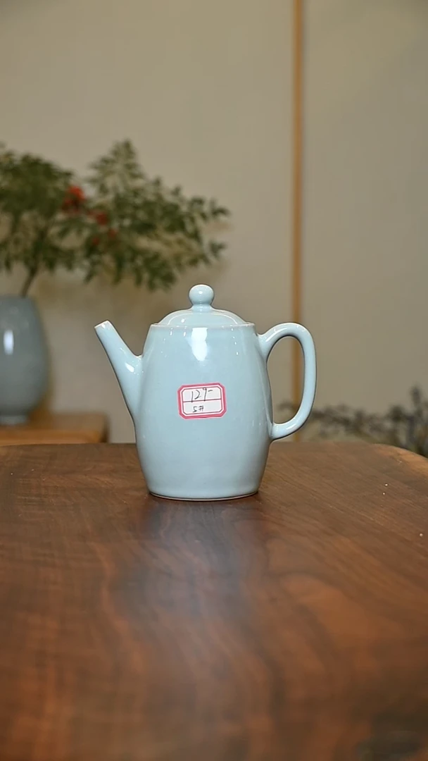 5#大容量壶 天青 微瑕 朱家汝窑款