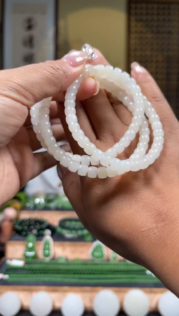 颈饰未镶嵌和田玉老型珠项链多样性发一