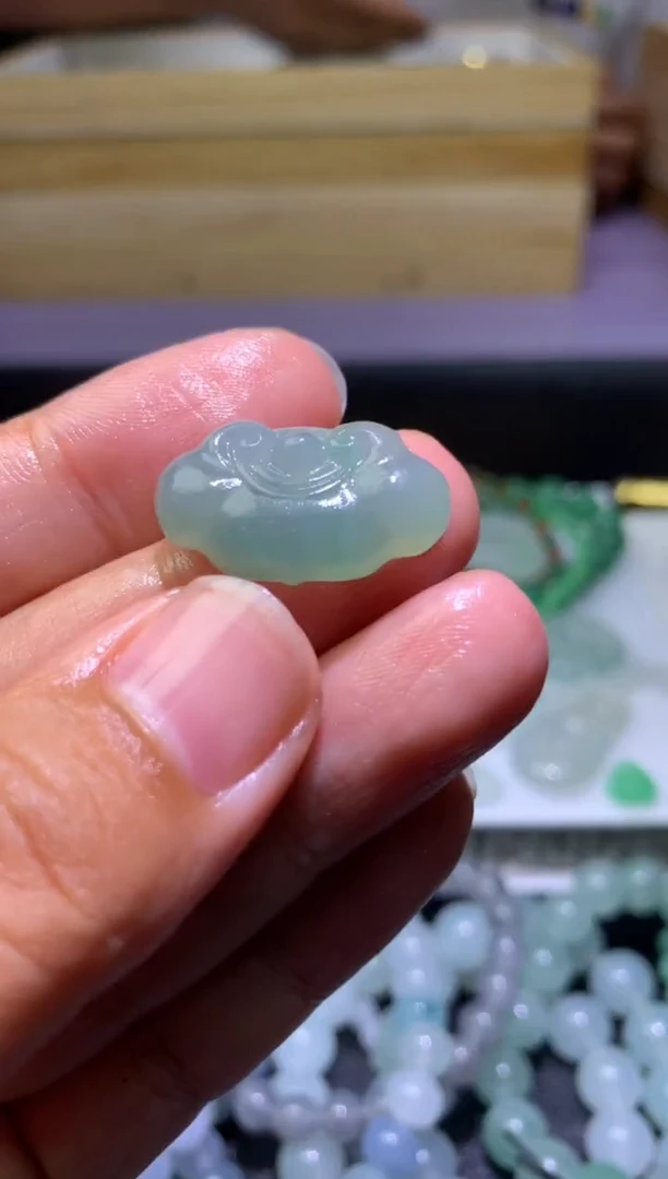 未镶嵌定制翡翠毛货