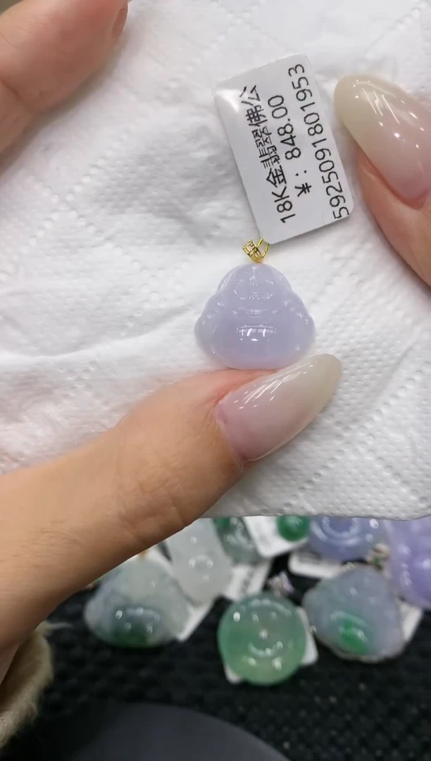 颈饰18K金镶嵌翡翠111111111111